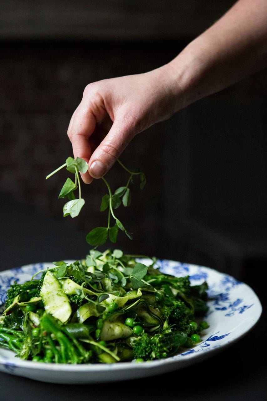 Bed and Breakfast Whitehouse Rye Esterno foto Watercress being added to a salad